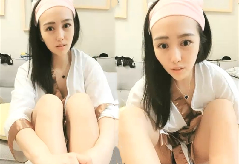 高颜值骚熟女忍者神龟装扮啪啪,上位骑乘侧入后入抽插猛操